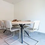 Central Situated Brand New Apartment For 5