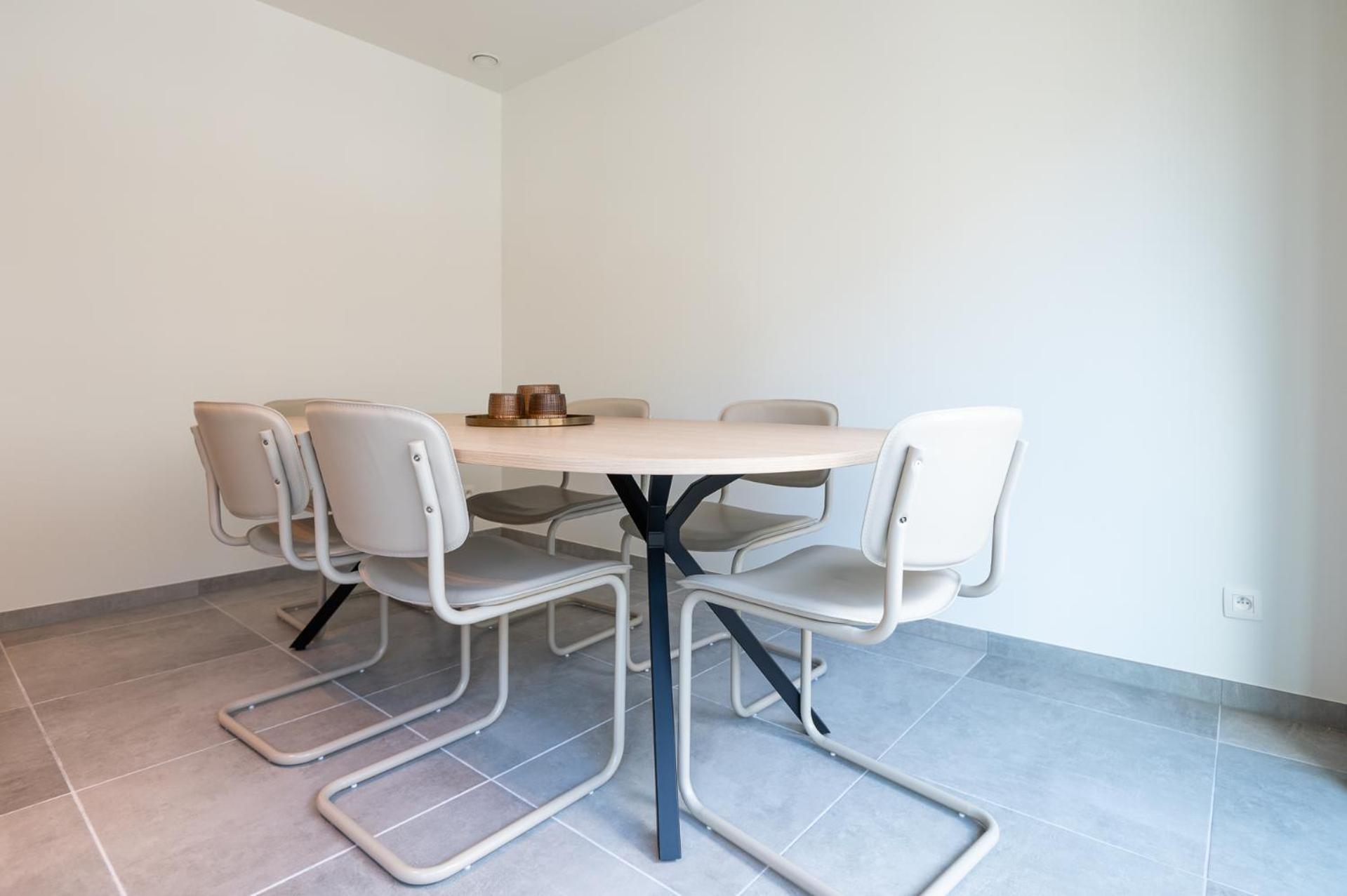Appartement Situated Brand New For 5 Oostende